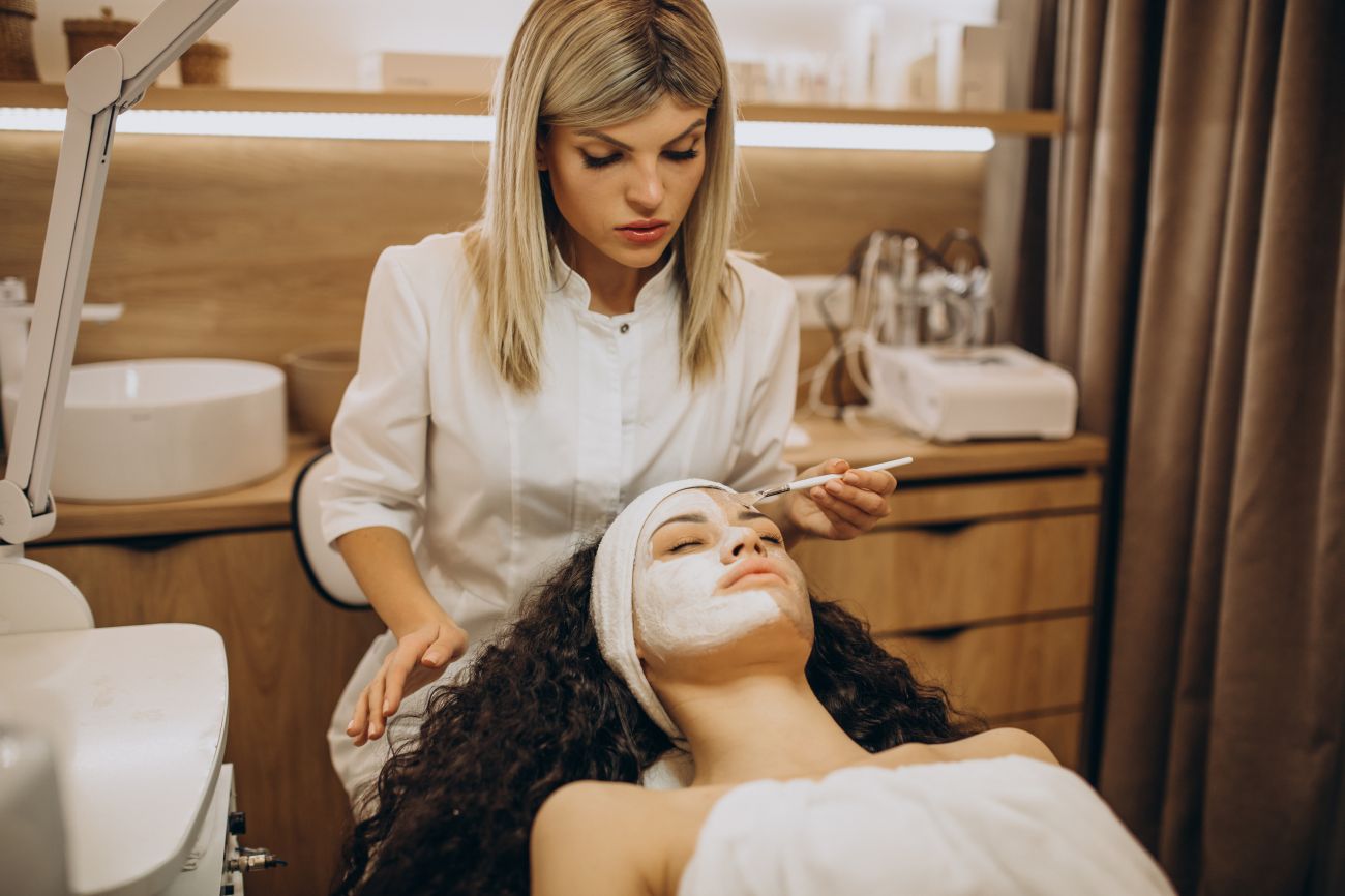 BHP w salonach beauty – bezpieczeństwo klienta i pracownika