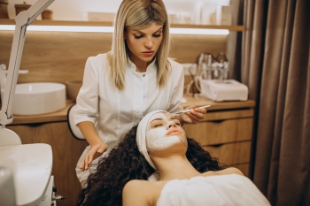 BHP w salonach beauty – bezpieczeństwo klienta i pracownika